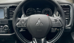 
										Mitsubishi Outlander full									