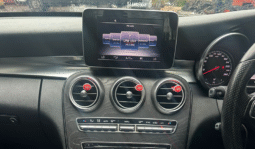 
										Mercedes-Benz C200 full									