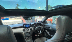 
										Mercedes-Benz CLA220d full									