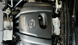 
										Mazda 3 Axela Sky Active full									
